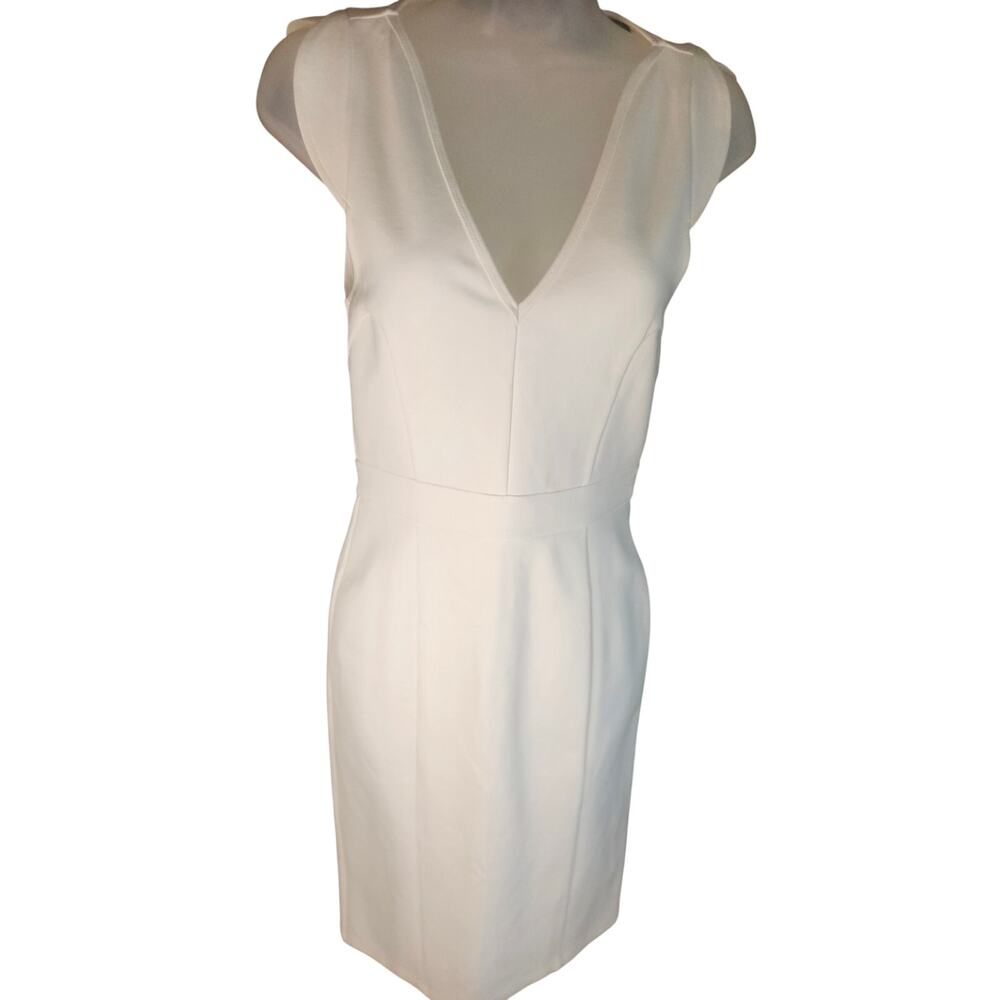 French Connection White Body Con Dress Sz 4 Shift Sleeveless Ruffled Stretchy - Picture 2 of 8
